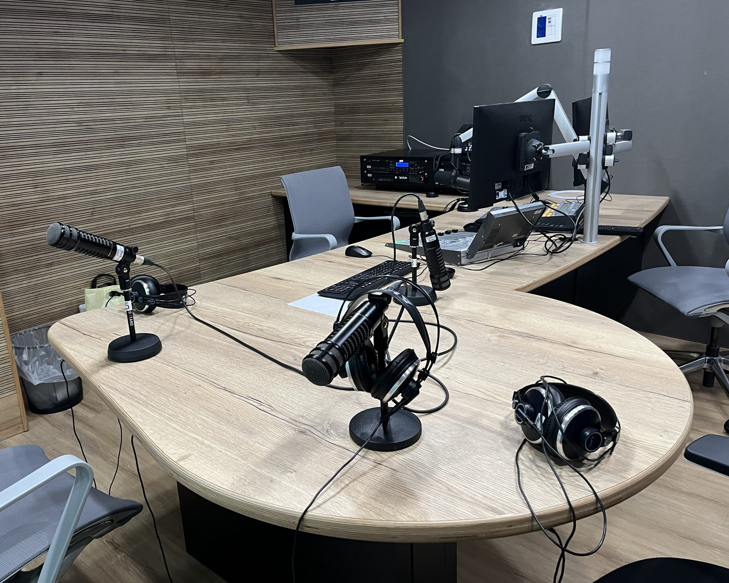 радио-дефенестрации на КАН РЭКА